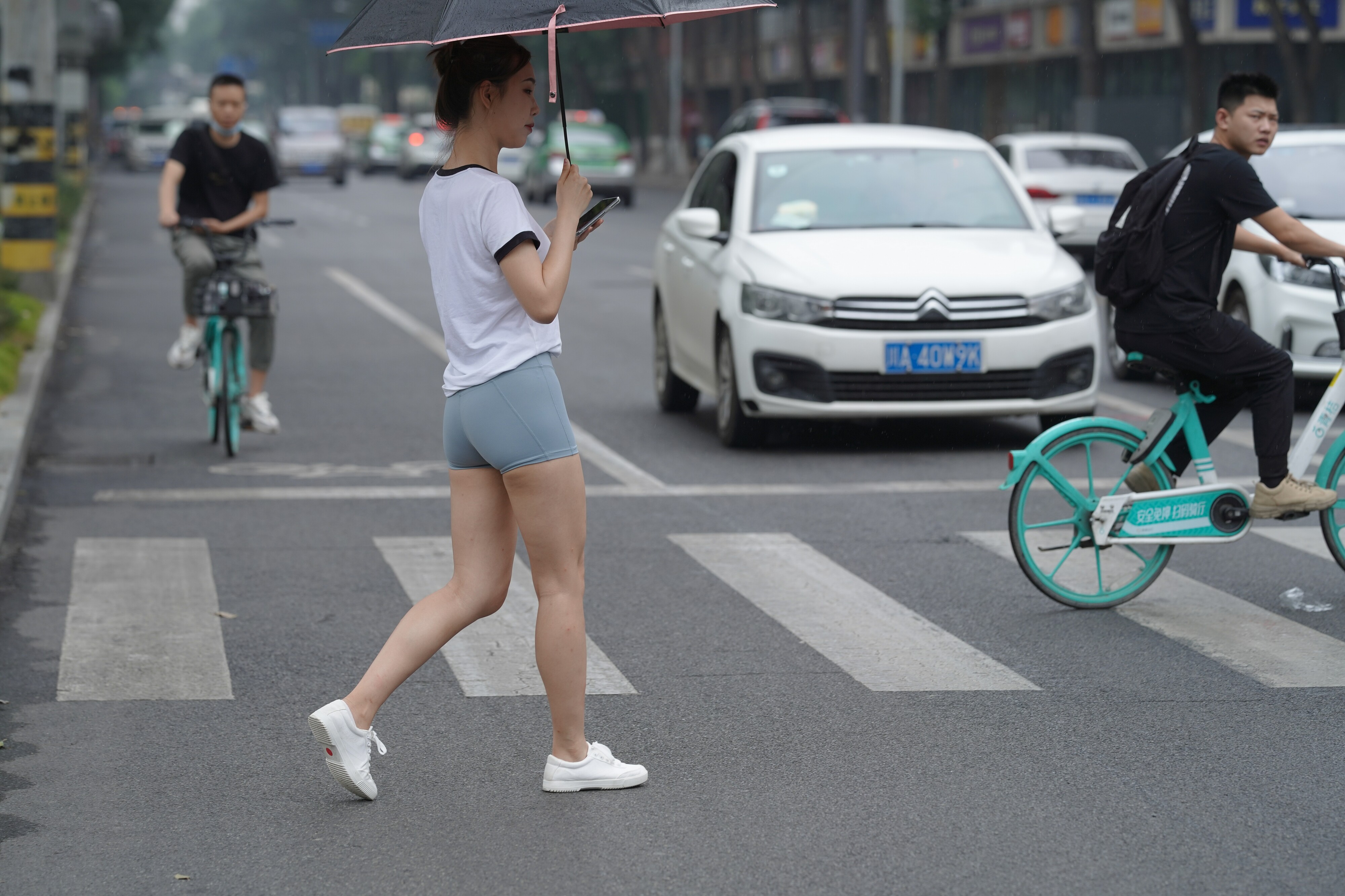 %title插图%num