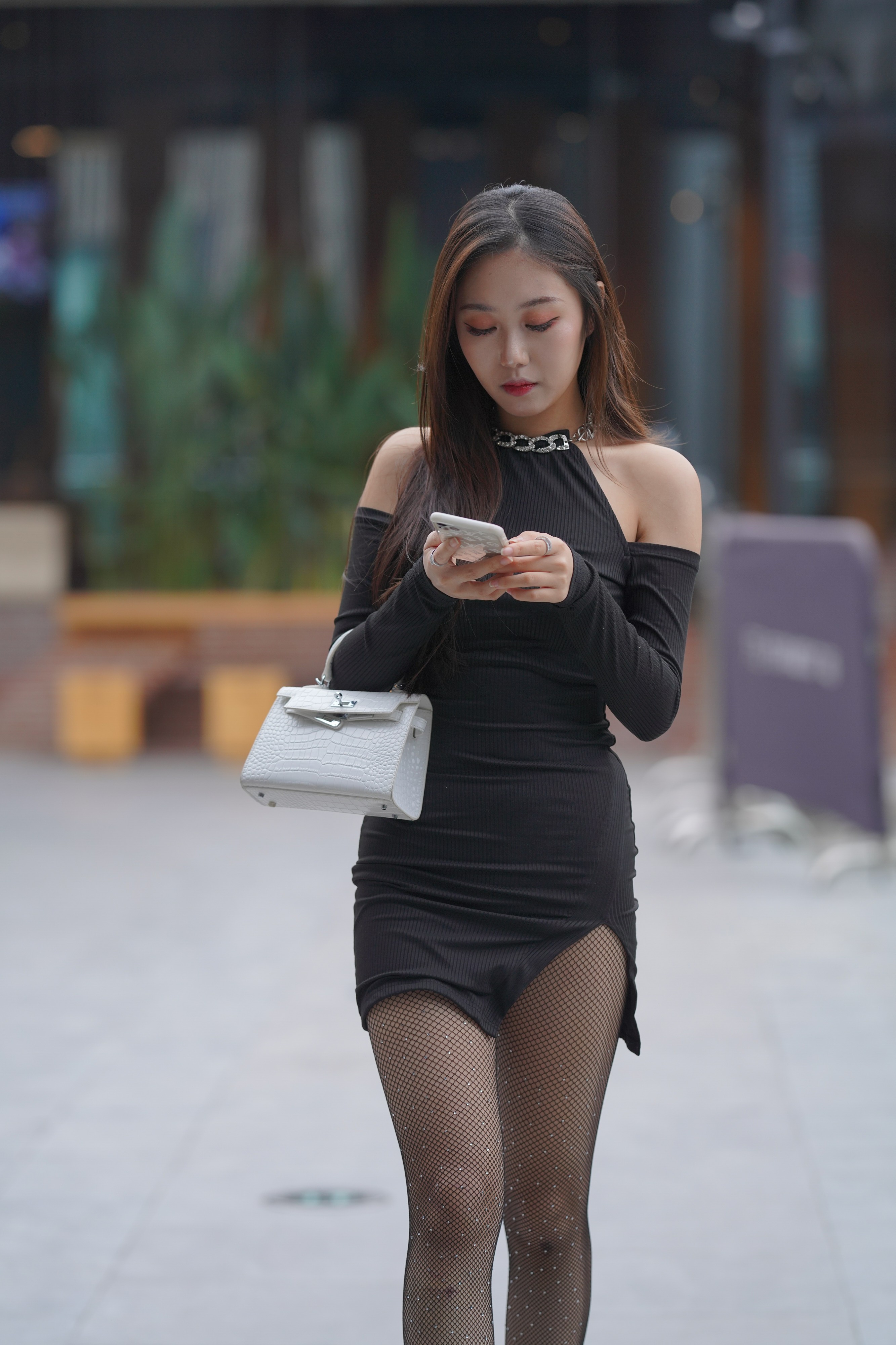 %title插图%num